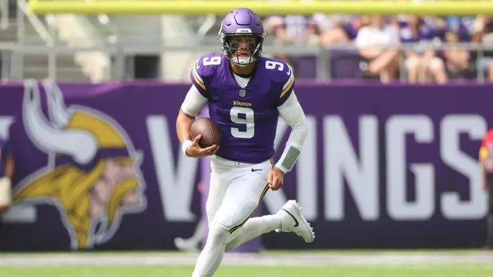 ¿Borrado? Carson Wentz supera a JJ McCarthy y será suplente en los Vikings