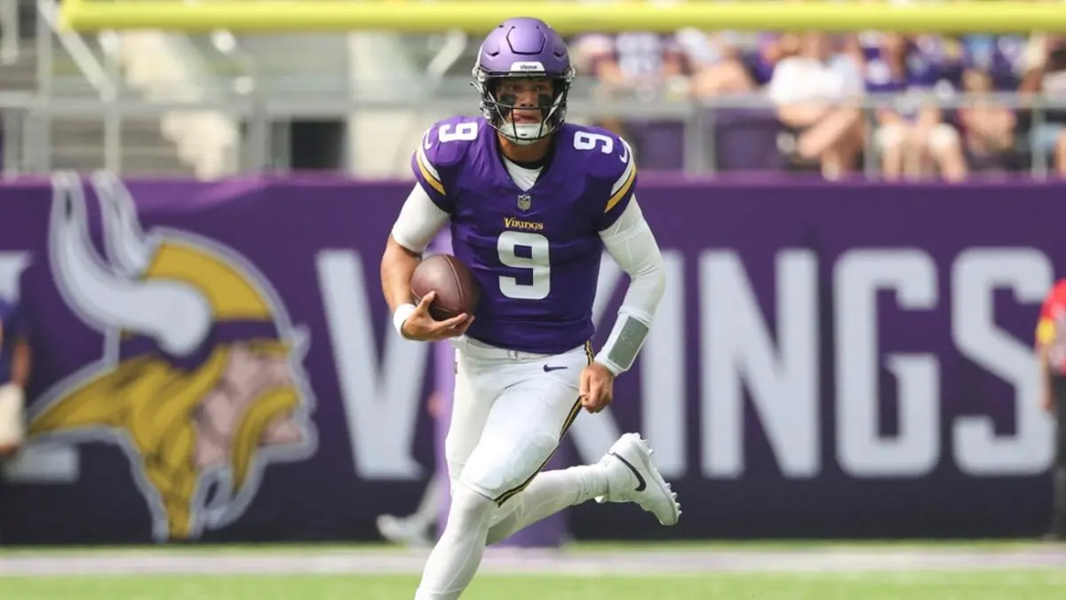JJ McCarthy debutará en la NFL | AP
