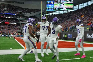 ¡Vikings se lleva el juego en Londres ante los Browns!