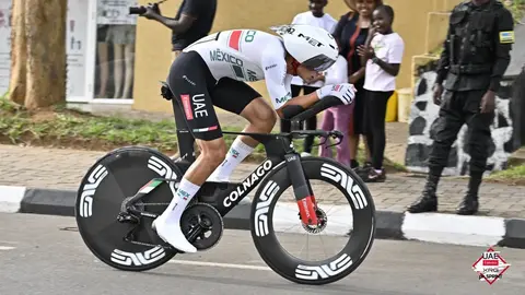 ¡Top 10! Isaac del Toro se convierte en el mejor mexicano de la historia en el Mundial de ciclismo