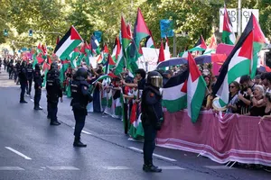 Protestas propalestinas estallan en Madrid y suspenden la última etapa de la Vuelta a España 2025