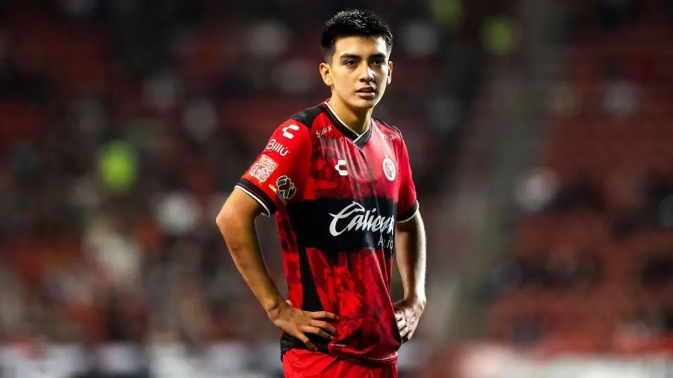 Malagón manda mensaje a Gilberto Mora: "Tiene con qué comerse al mundo"