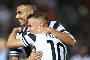 ¡Brilla fuera de Cruz Azul! Giakoumakis anotó en goleada de PAOK