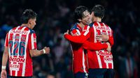¡Cardiaco! Chivas, con gol de Daniel Aguirre, vence a Pumas en los últimos minutos del partido