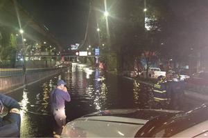Fuertes lluvias inundan CDMX: desbordamiento del Río San Ángel y cierre de Periférico Sur en ambos sentidos