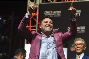 Óscar de la Hoya se burla de Canelo tras la derrota ante Crawford: "Se los dije"