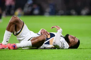 Carlos Hermosillo y compañía arremeten contra Pumas: “Es la mentira más grande, dan pena”