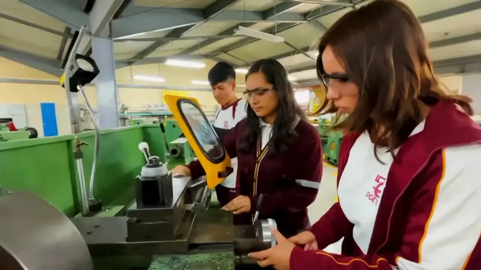 Bachillerato Nacional de la SEP: Lista de carreras técnicas que puedes estudiar