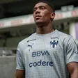 Lucas Ocampos lanza mensaje tras llegada de Anthony Martial a Rayados
