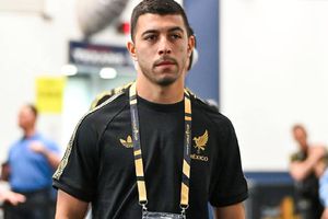 Erik Lira: “Decidí quedarme en México para estar cerca de la Selección”