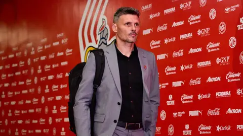 ¿De vuelta al ruedo? Tano Ortiz cerca de volver a dirigir a grande en crisis