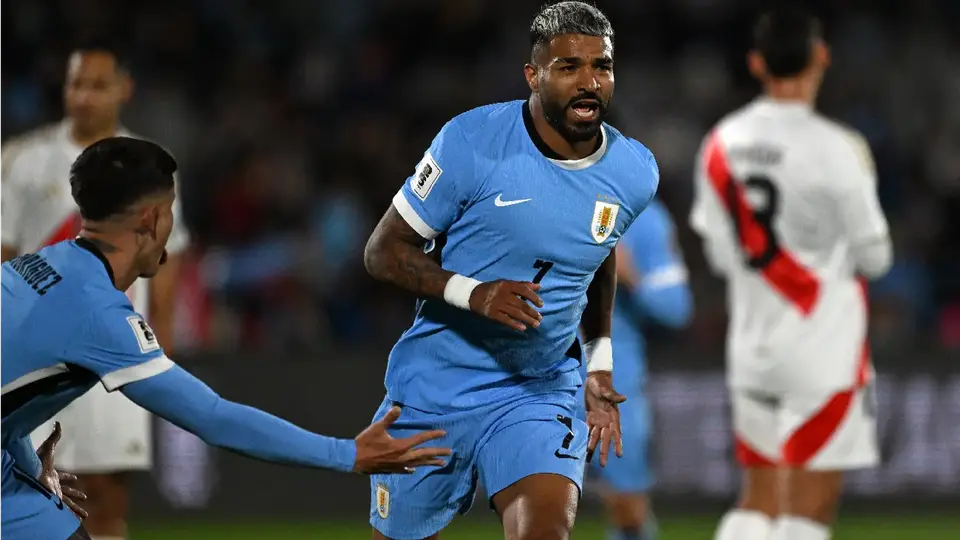 Uruguay, con goles de Rodrigo Aguirre y Federico Viñas, clasifica al Mundial 2026
