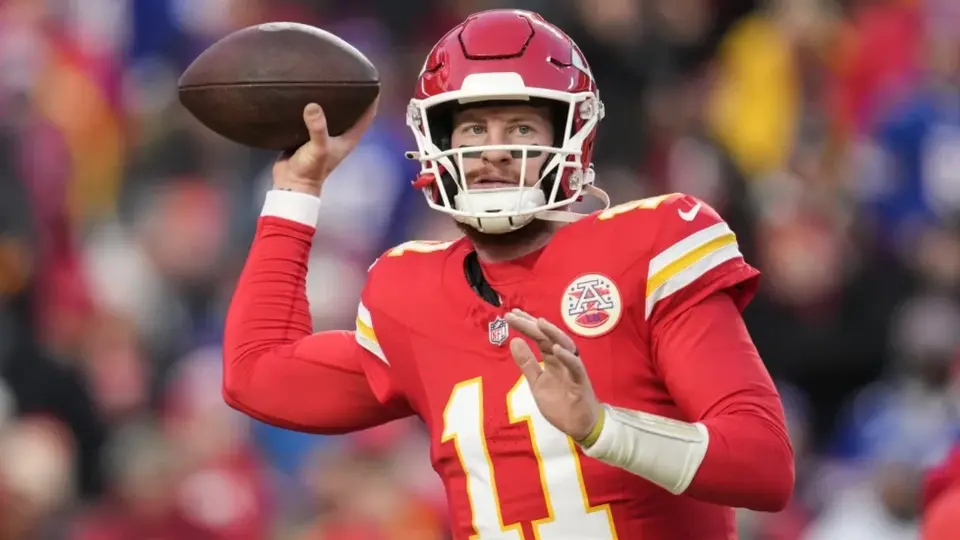 Minnesota Vikings firma al QB campeón del Super Bowl, Carson Wentz