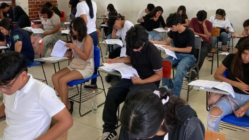 ¿Quieres terminar tu bachillerato o licenciatura? CENEVAL abre registro para exámenes