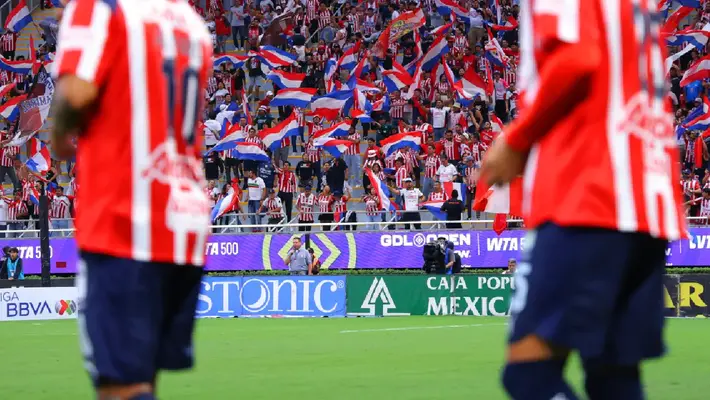 ¡Era Azulcrema! Histórico de Chivas revela haber sido fanático del América: “Fue un desliz”