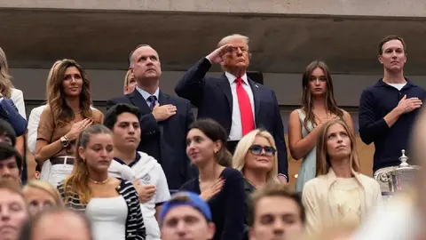 Fans quedan atrapados en colas previo a final del US Open por seguridad extra con Trump presente