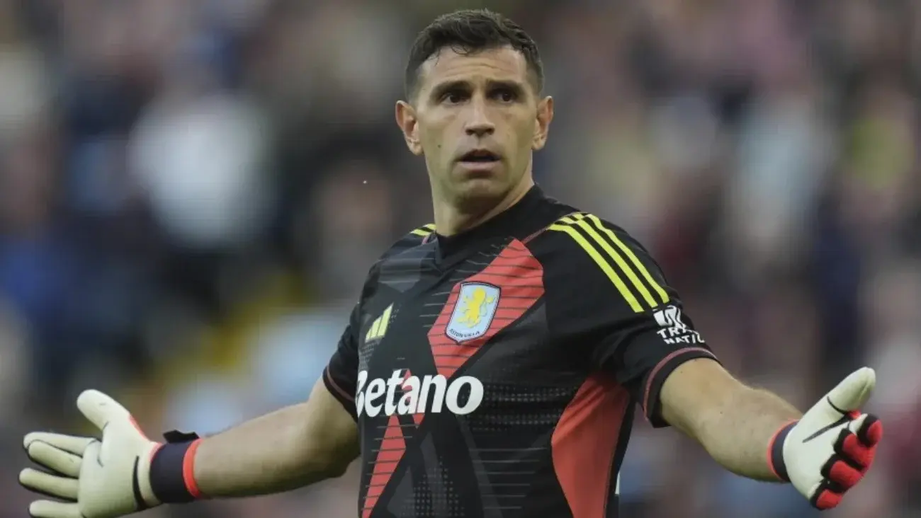 'Dibu' Martínez, portero del Aston Villa | AP