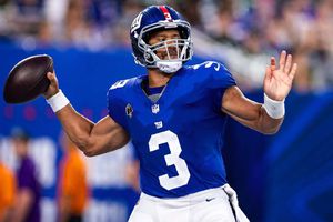 Russell Wilson fue abucheado por los mismos aficionados de los Giants