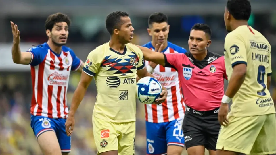 "Soñaba con esa imagen": Fernando Guerrero confesó sufrir pesadillas por herida de Giovani Dos Santos en el Clásico