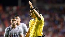 Analista de ESPN ‘explota’ contra el arbitraje: “Como pueden ser tan est…”