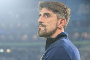Veljko Paunovic protagonizó bronca con uno de sus jugadores en el Real Oviedo vs Elche