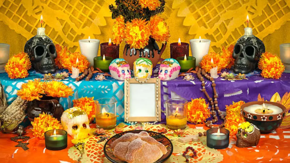 ¿Cuándo se pone la ofrenda de Día de Muertos 2026? Fechas y significado