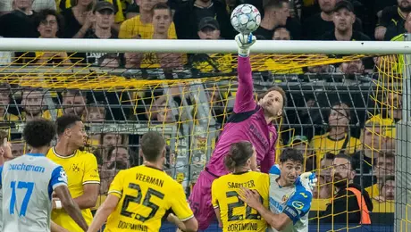 Portero del Villarreal se pierde partido de Champions League tras sufrir robo a mano armada: Esto vivió Peter Gulasci