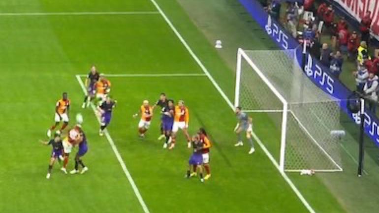Así fue el fuera de lugar por el cual se anuló el segundo gol de Galatasaray | CAPTURA DE PANTALLA