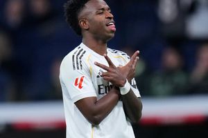 Real Madrid golea a la Real Sociedad y sueña con el liderato