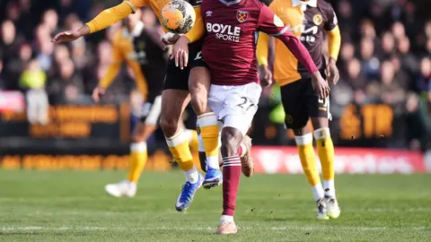 West Ham, al borde de la eliminación en FA Cup ante un equipo de tercera división