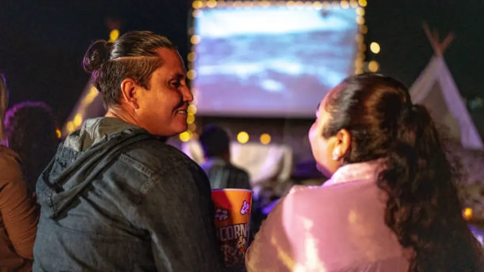 La iniciativa reconoce que el mundo audiovisual ya no vive solo en las salas de cine. / iStock