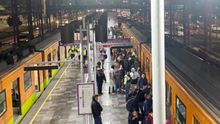 Roban cable en Línea A del Metro y no lo pueden reponer; trenes operan lentos