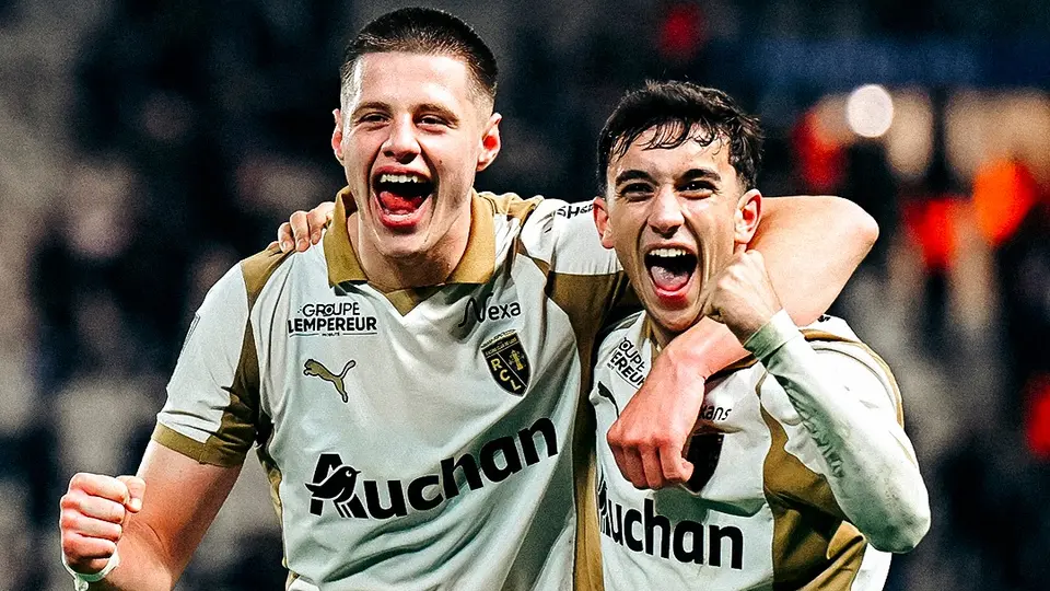 Lens venció 0-5 a Paris FC en el último duelo de liga francesa | IG: @rclens