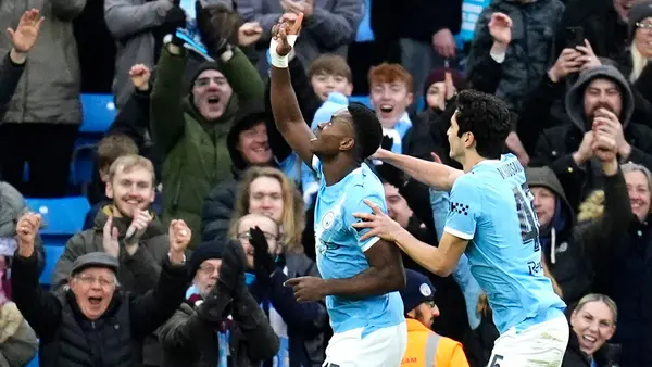 Manchester City vence contundentemente a Salford y avanza en FA Cup