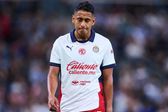 ¡Oficial! Chivas sufre la baja de Luis Romo previa al Clásico de Clásicos contra América