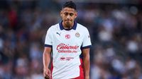 ¡Oficial! Chivas sufre la baja de Luis Romo previa al Clásico de Clásicos contra América