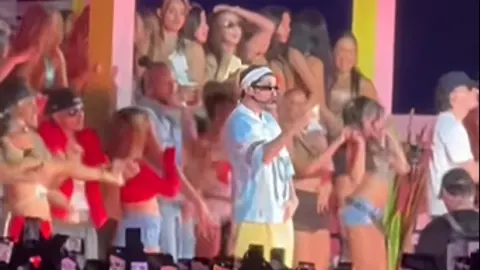 Bad Bunny en su primera noche en Buenos Aires l CAPTURA