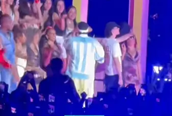 Bad Bunny con jersey de Argentina l CAPTURA