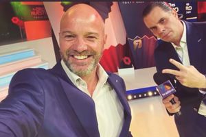 Luis García se le 'declara' a Martinoli en pleno 14 de febrero