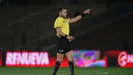 ¡Gato Show! Marco Antonio Ortíz vuelve a hacer de las suyas en el Bravos vs Rayados