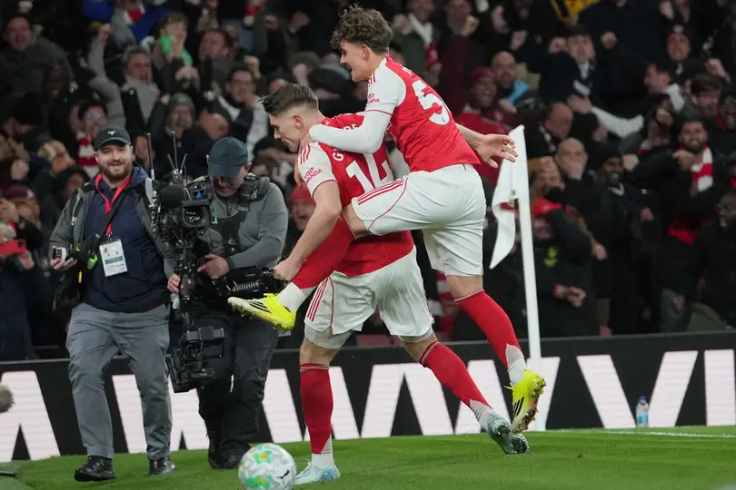 Max Dowman anotando el gol definitivo en la victoria del Arsenal I AP