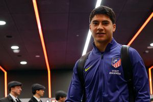Obed Vargas llegando al Civitas Metropolitano | X: @Atleti