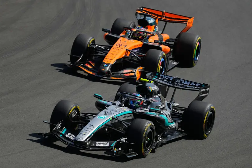 Mercedes y McLanre en el GP de China | AP
