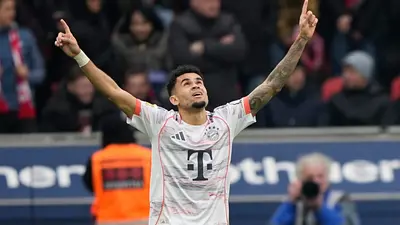 Bayer Leverkusen empata con Bayern Munich en polémico partido
