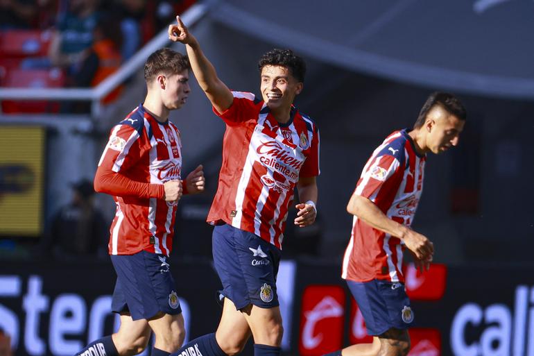 Chivas mantiene el invicto en su casa | MexSport