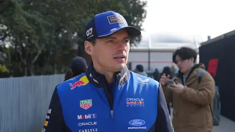 Max Verstappen explota contra Red Bull: "El coche es completamente inmanejable"