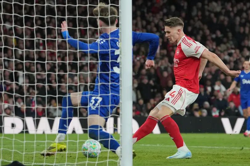 Viktor Gyoekeres de Arsenal en el juego vs Everton I AP