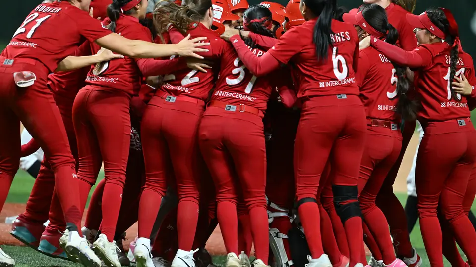 Diablos Rojos Femenil remonta ante Olmecas y regresa a la Serie de la Reina