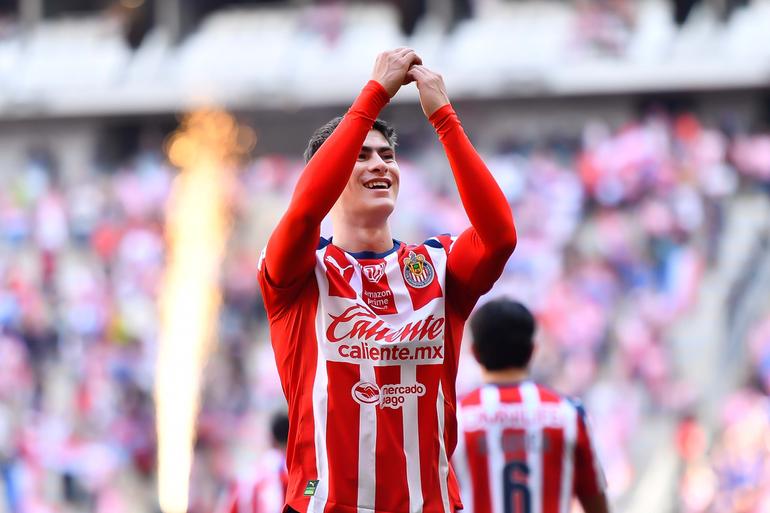 'Hormiga' festejando su séptimo gol del torneo | MexSport
