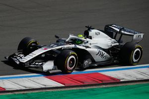 Checo Pérez aceptó responsabilidad por choque con Bottas en el GP de China